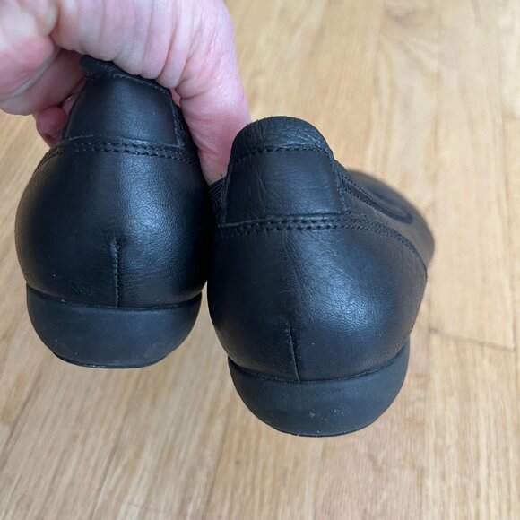 Dansko Kristen Black Milled Nubuck Leather Flats Women's EU Size 40 US 10/10.5 - Picture 7 of 11